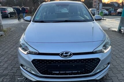 Hyundai i20 190.300 km 5.700 &euro; Germersheim 76726