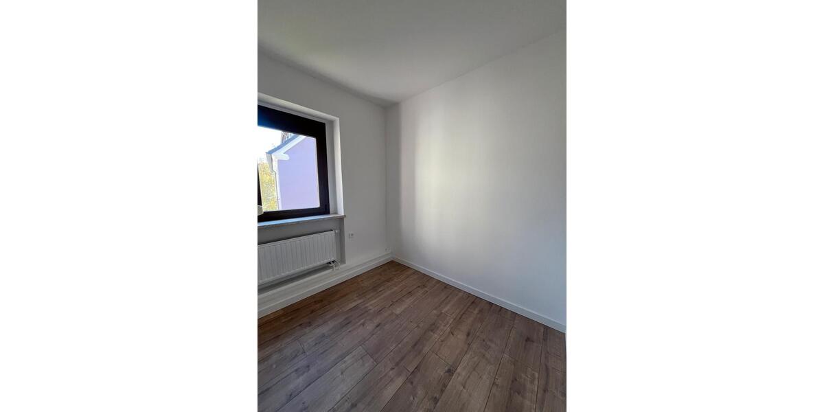 Etagenwohnung Meißen - 3 Zimmer, 82 m&sup2;, 890&euro; | Angebot:26267935