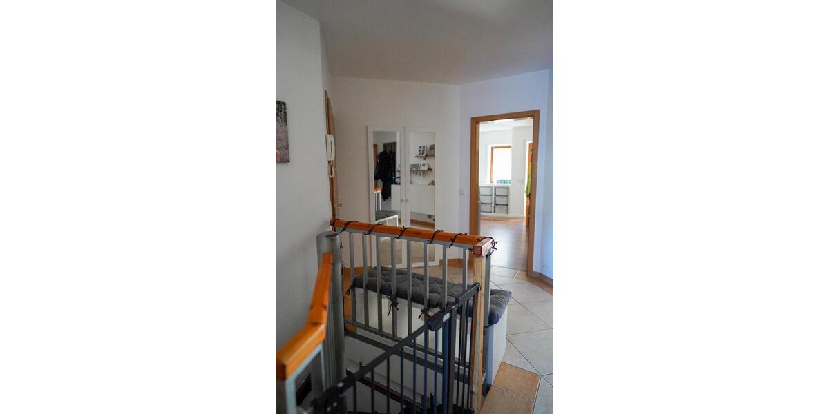 Erdgeschoßwohnung Geisenfeld - 4 Zimmer, 108 m&sup2;, 390.000&euro; | Angebot:26281474