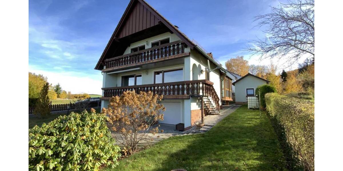 Einfamilienhaus Oberviechtach - 8 Zimmer, 190 m&sup2;, 255.000&euro; | Angebot:25984404