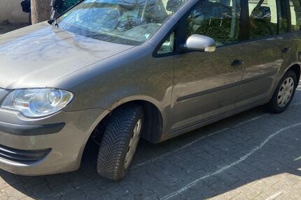 VW Touran 260.000 km 1.999 &euro; Tübingen 72072
