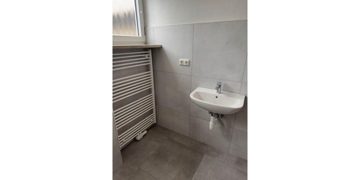 Erdgeschoßwohnung Wemding - 4 Zimmer, 105 m&sup2;, 1.070&euro; | Angebot:25782825