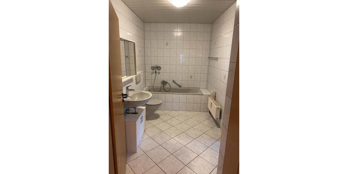 Etagenwohnung Neunkirchen am Brand - 2 Zimmer, 55 m&sup2;, 800&euro; | Angebot:26208347