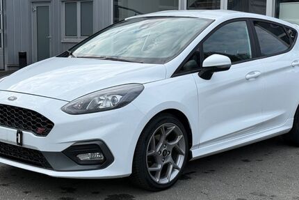 Ford Fiesta 87.000 km 14.690 &euro; Altenkunstadt 96264