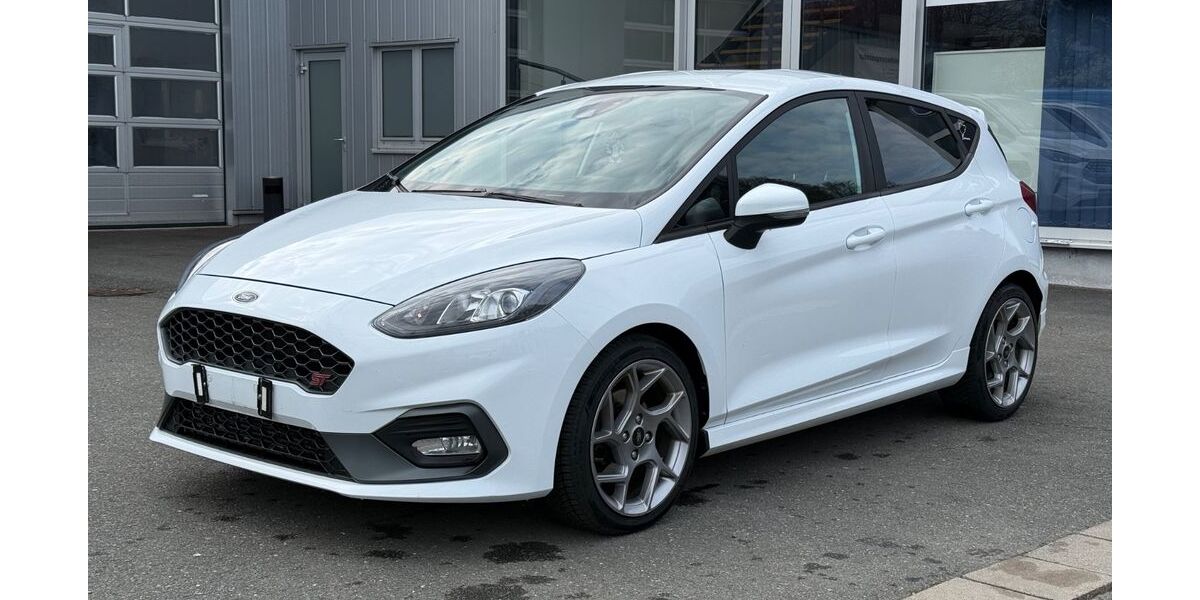 Ford Fiesta 87.000 km 14.890 &euro; Altenkunstadt 96264