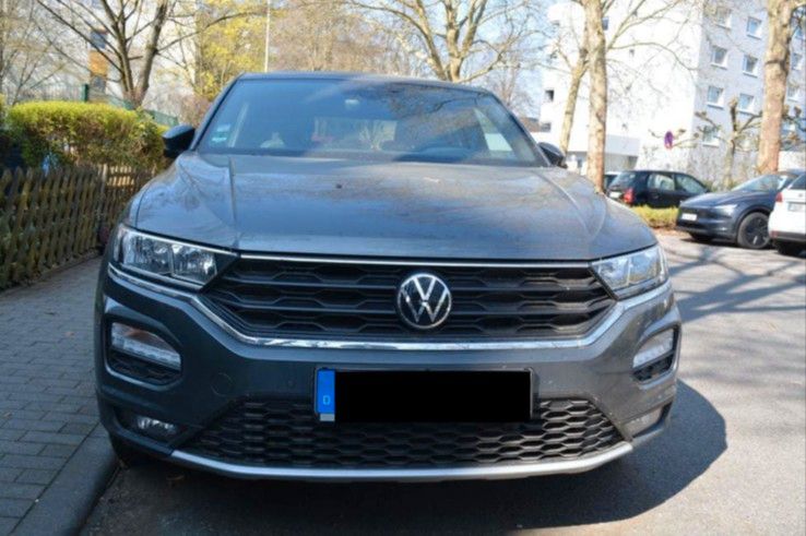 VW T-Roc 20.600 km 22.900 &euro; Frankfurt am Main 60329