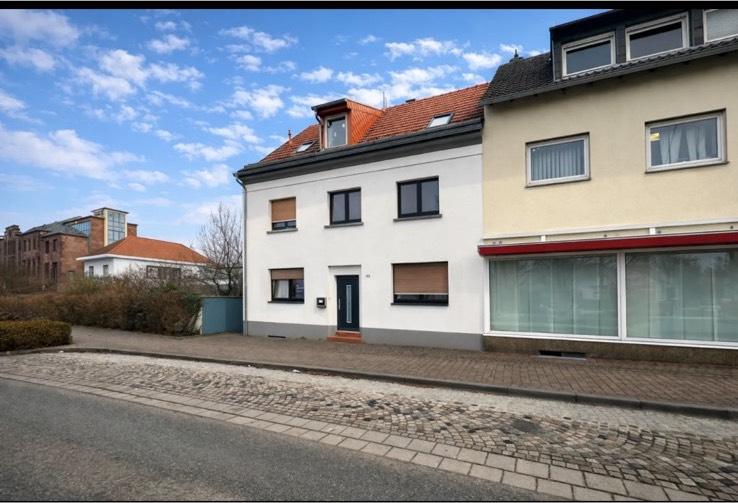 Mehrfamilienhaus, Wohnhaus Ensdorf - 8 Zimmer, 240 m&sup2;, 350.000&euro; | Angebot:26412760