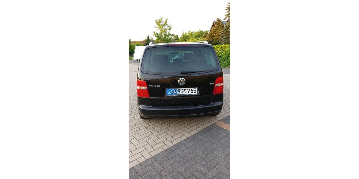 VW Touran 144.000 km 4.500 &euro; Meinersen-Ohof 38536