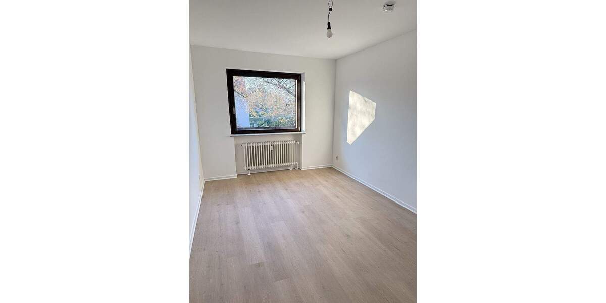 Etagenwohnung Ahrensburg - 2 Zimmer, 69 m&sup2;, 990&euro; | Angebot:24906381