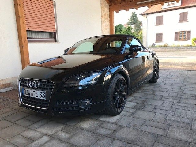 TT