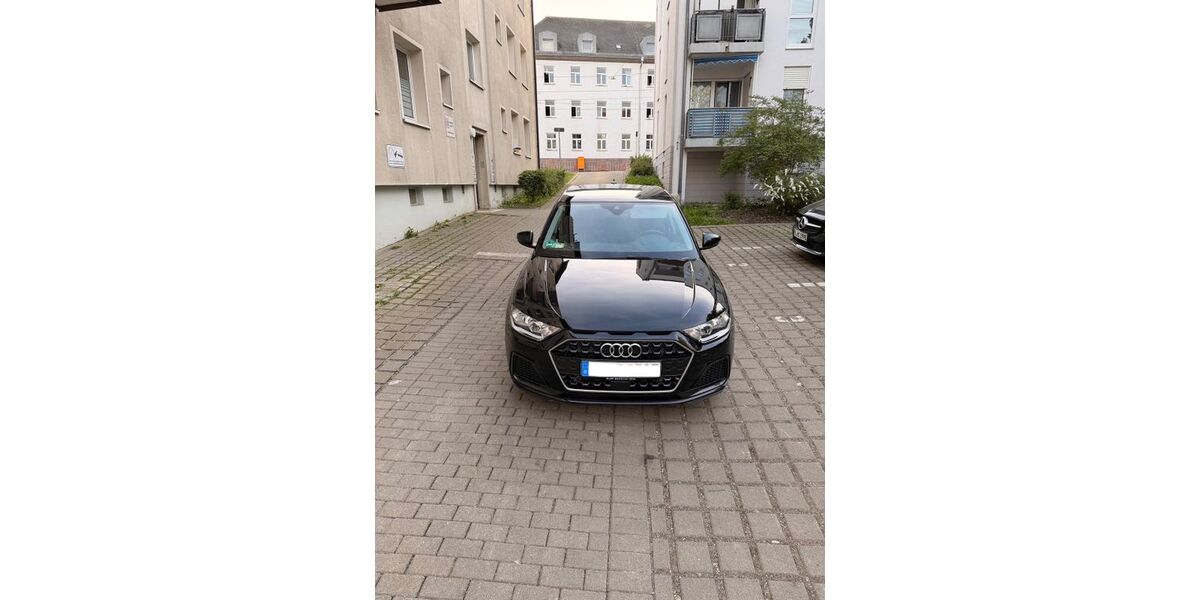 Audi A1 40.380 km 17.490 &euro; Treuchtlingen 91757
