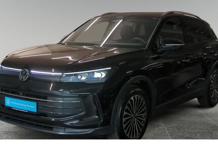 VW Tiguan 14.800 km 36.212 € München 81476