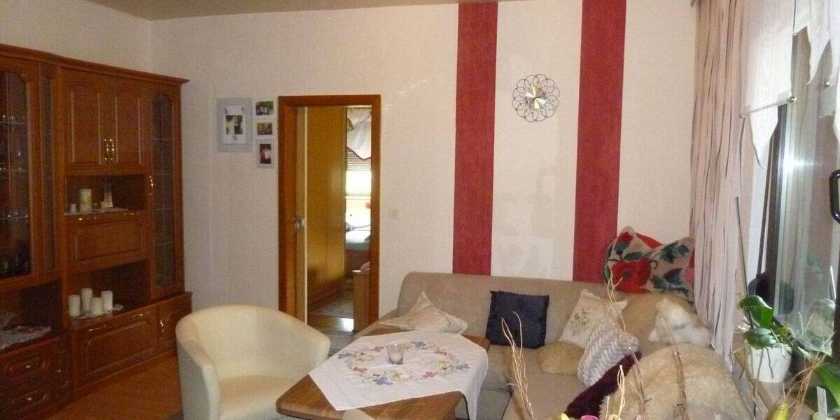 Einfamilienhaus Erbenhausen Schafhausen - 6 Zimmer, 140 m&sup2;, 92.500&euro; | Angebot:25660787