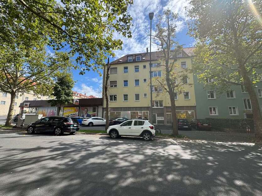 Büro in Würzburg 2.000 € 147 m²