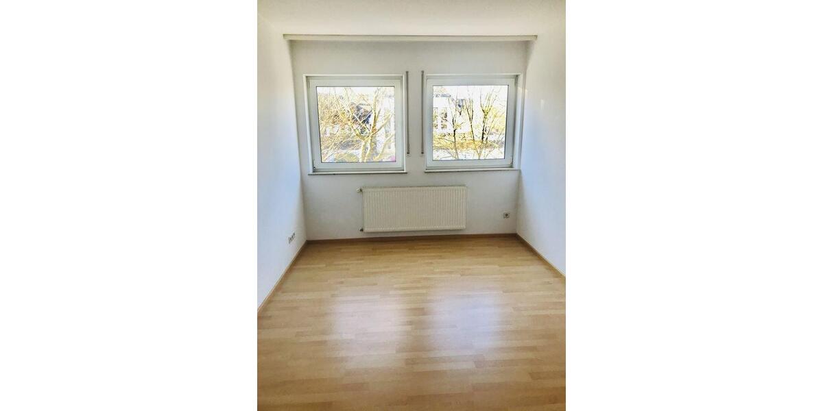 Reihenhaus Ramstein-Miesenbach Miesenbach - 5 Zimmer, 145 m&sup2;, 1.580&euro; | Angebot:26375458