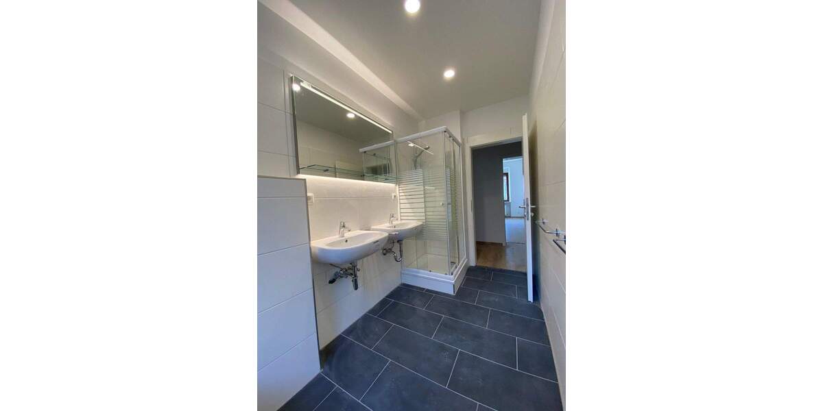 Zimmer Nürnberg Glockenhof - 3 Zimmer, 80 m&sup2;, 1.095&euro; | Angebot:26358514
