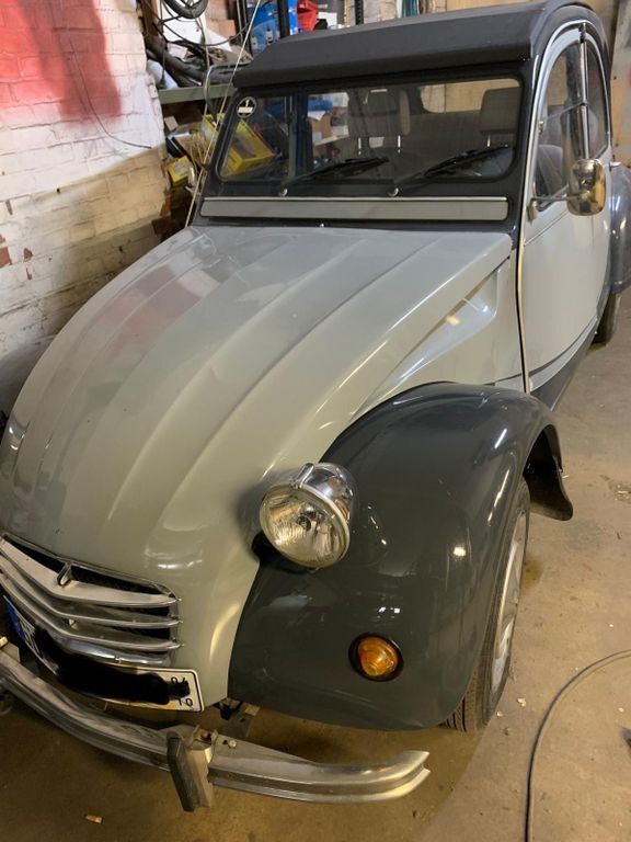 2 CV