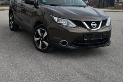 Nissan Qashqai 178.320 km 11.998 &euro; Augsburg 86154