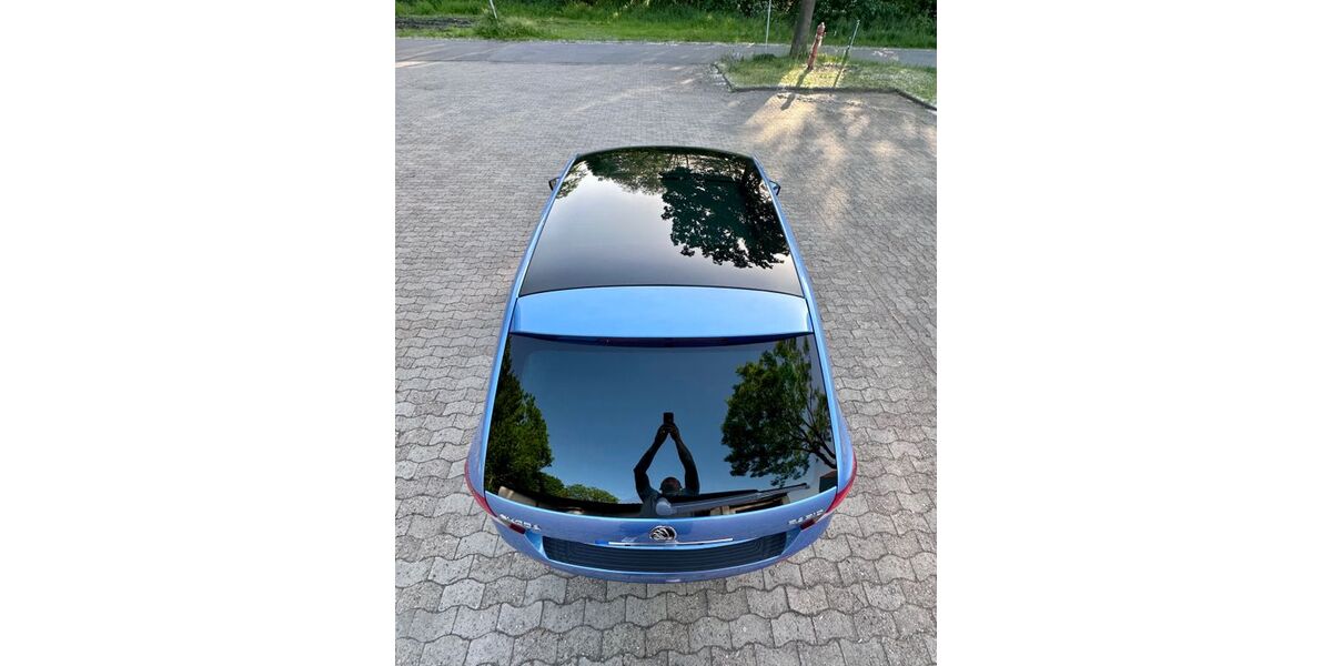 Skoda Rapid 109.500 km 9.200 &euro; Löhne 32584