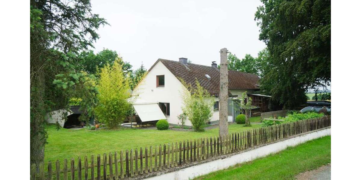 Einfamilienhaus Verbandsgemeinde Simmern-Rheinböllen Rheinböllen - 6 Zimmer, 131 m&sup2;, 429.000&euro; | Angebot:26884132