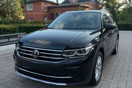 VW Tiguan 75.000 km 27.799 &euro; Oldenburg 26122