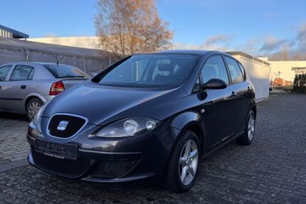 Seat Altea 267.330 km 2.450 € Paderborn 33106
