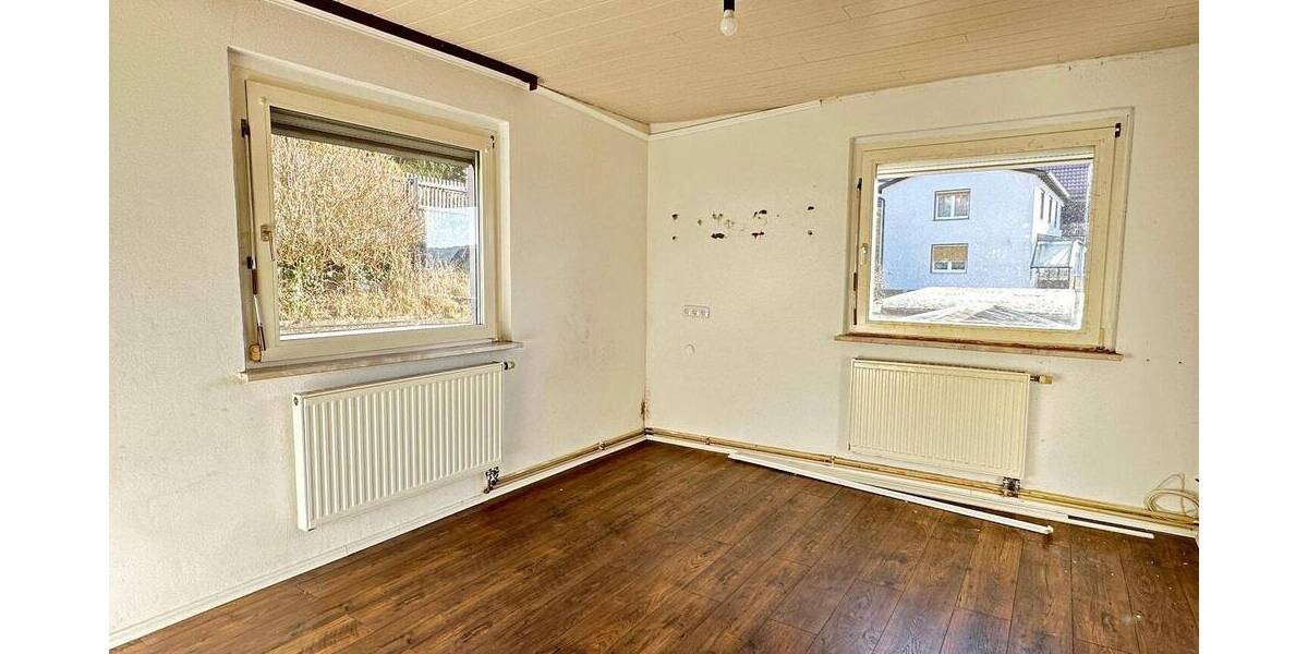 Einfamilienhaus Rödental Mönchröden - 4 Zimmer, 90 m&sup2;, 149.000&euro; | Angebot:26207385
