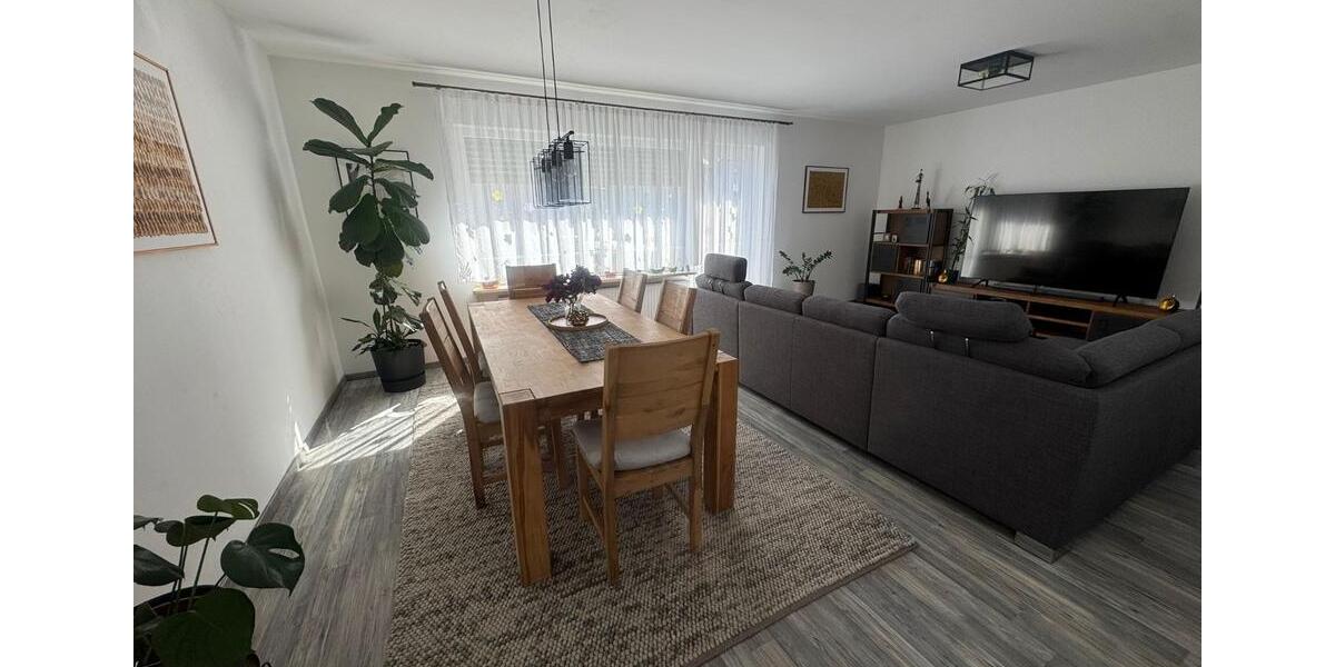 Etagenwohnung Zirndorf - 4 Zimmer, 108 m&sup2;, 440.000&euro; | Angebot:26399370