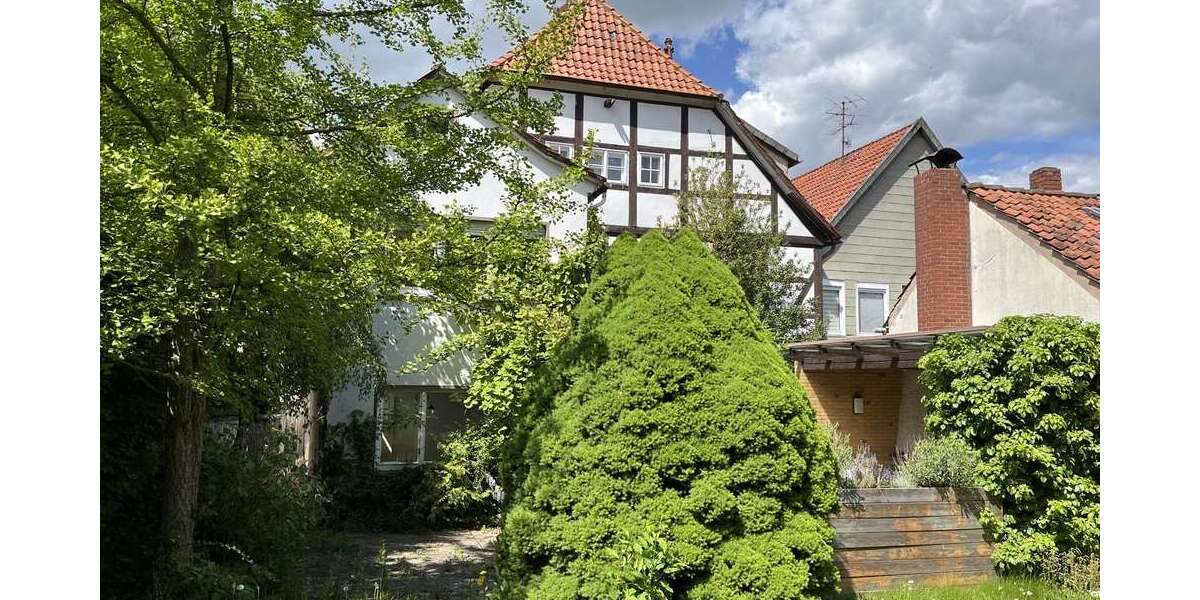 Einfamilienhaus Aerzen - 19 Zimmer, 345 m&sup2;, 195.000&euro; | Angebot:22667229