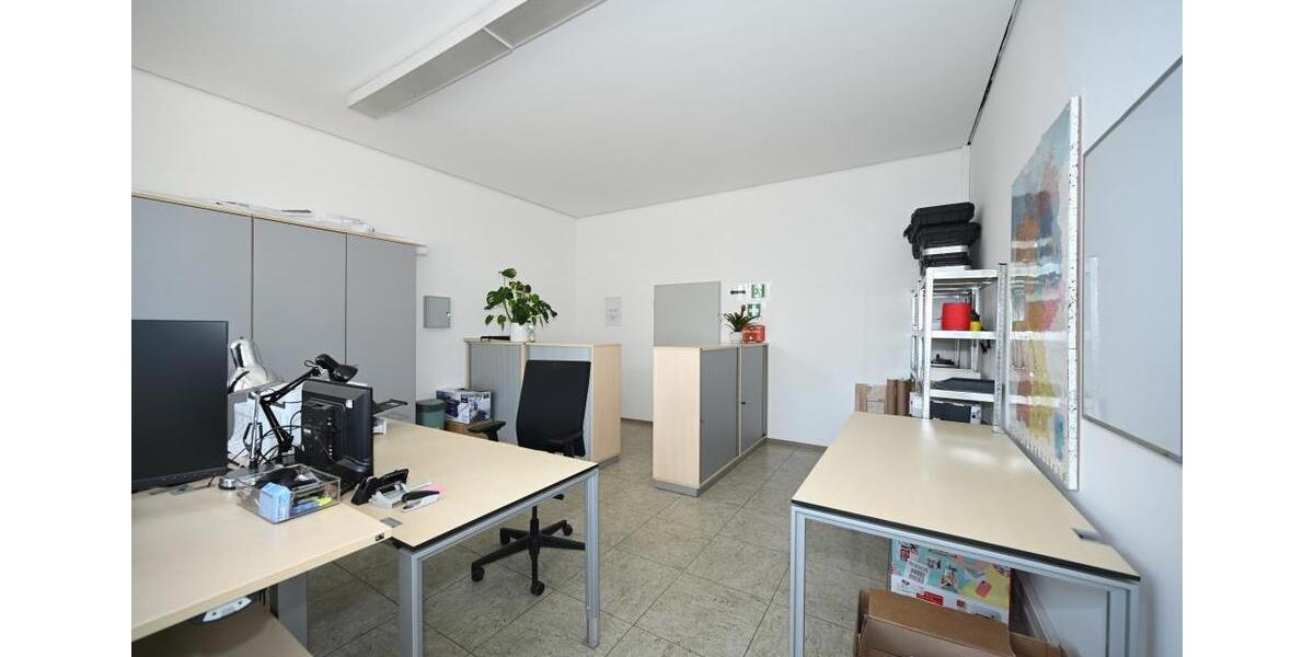 Gewerbeobjekt Neumarkt in der Oberpfalz Altenhof - 2.630&euro; | Angebot:23691180