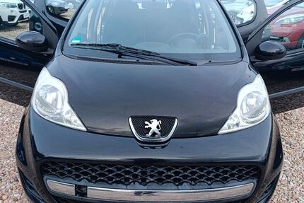 Peugeot 107 156.700 km 2.750 &euro; Rodgau 63110