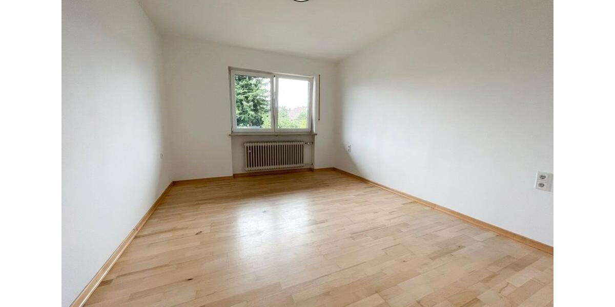 Etagenwohnung Vierkirchen - 4 Zimmer, 110 m&sup2;, 1.420&euro; | Angebot:26396883