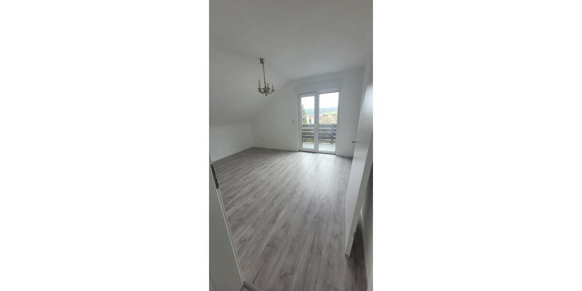 Etagenwohnung Jossgrund - 3 Zimmer, 75 m&sup2;, 850&euro; | Angebot:26446285