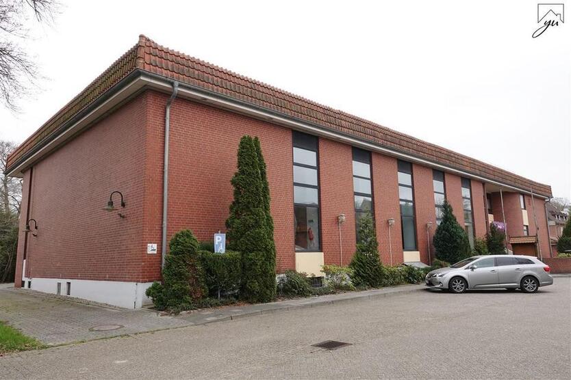 Geräumige Gewerbefläche in stadtnaher Lage in Aurich zimmer