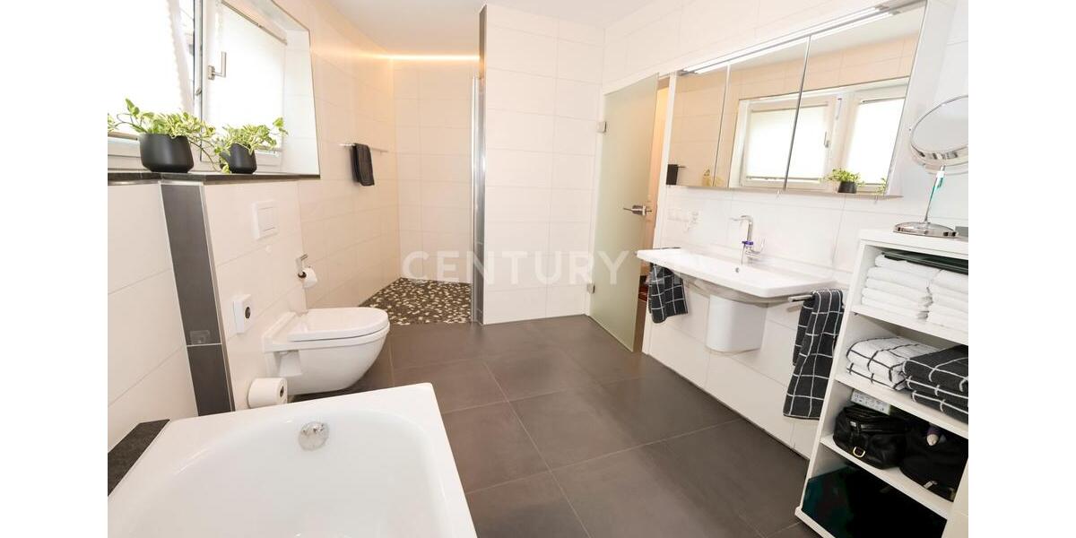 Sehr große elegante Maisonette-Wohnung in zentraler Lage von Bad Bentheim 3.5 zimmer