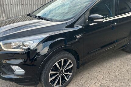 Ford Kuga 95.415 km 12.990 € Arnstein-Heugrumbach 97450
