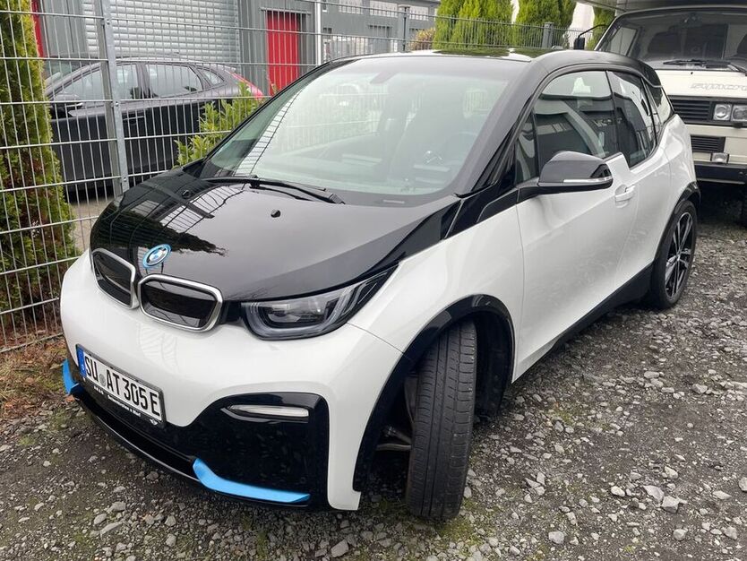 i3