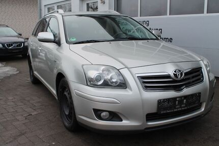 Toyota Avensis 238.090 km 3.499 &euro; Rastede 26180