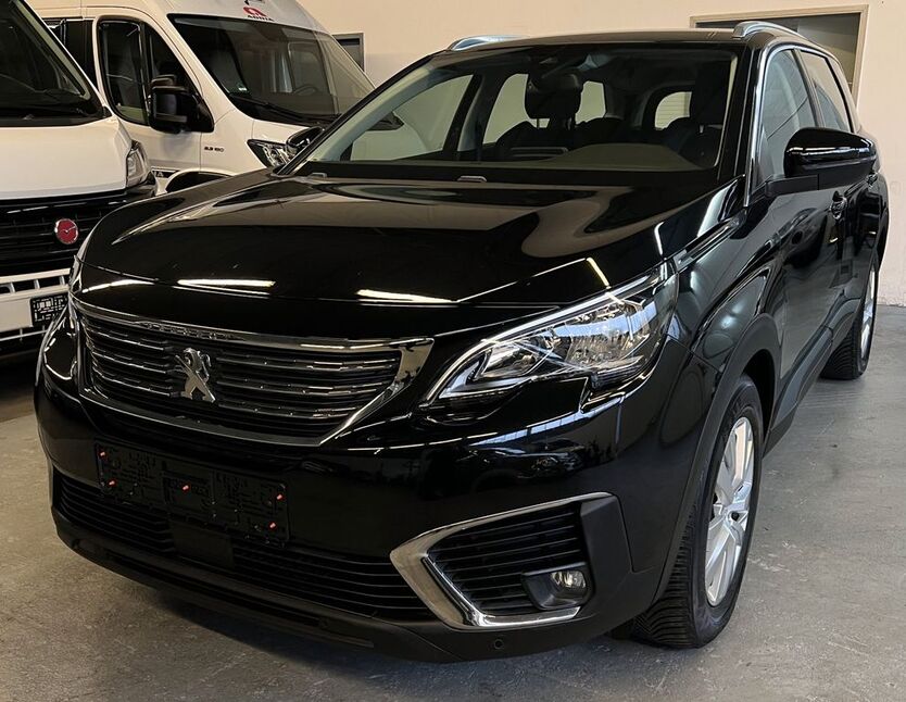 Peugeot 5008 100.076 km 15.999 € Darmstadt 64347