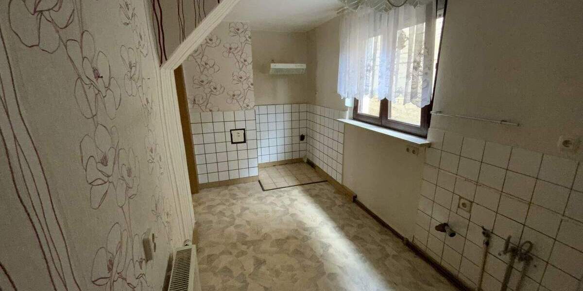 Einfamilienhaus Grabfeld Nordheim - 5 Zimmer, 100 m&sup2;, 85.000&euro; | Angebot:25730490