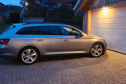 Skoda Superb 248.000 km 11.900 &euro; Neuweiler 75389