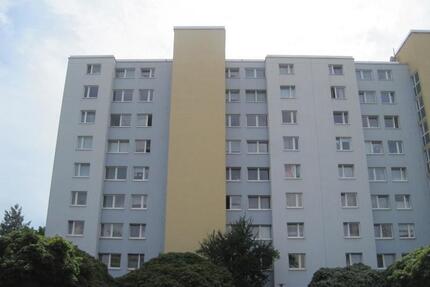 Nimm mich! Ansprechende 2-Zimmer-Wohnung mit Balkon!