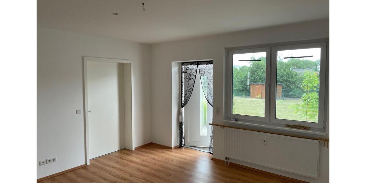 Erdgeschoßwohnung Brüssow - 2 Zimmer, 75 m&sup2;, 600&euro; | Angebot:25411795