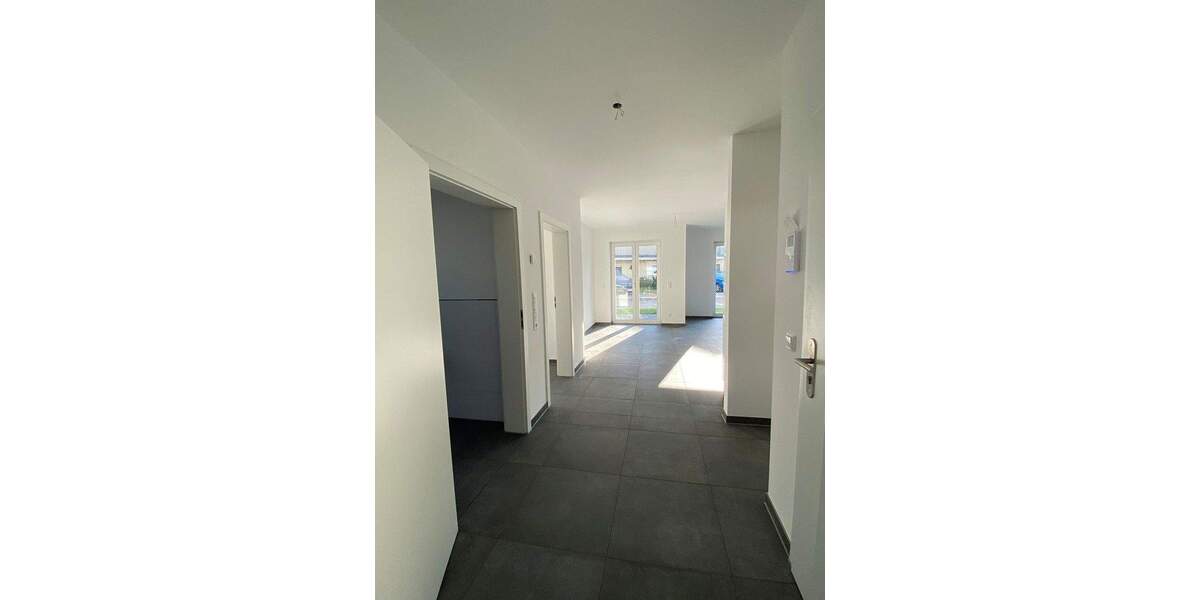 Etagenwohnung Zülpich - 3 Zimmer, 86 m&sup2;, 1.120&euro; | Angebot:24770352