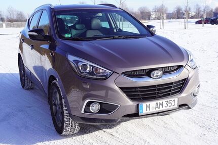 Hyundai ix35 128.000 km 8.999 &euro; Puchheim 82178