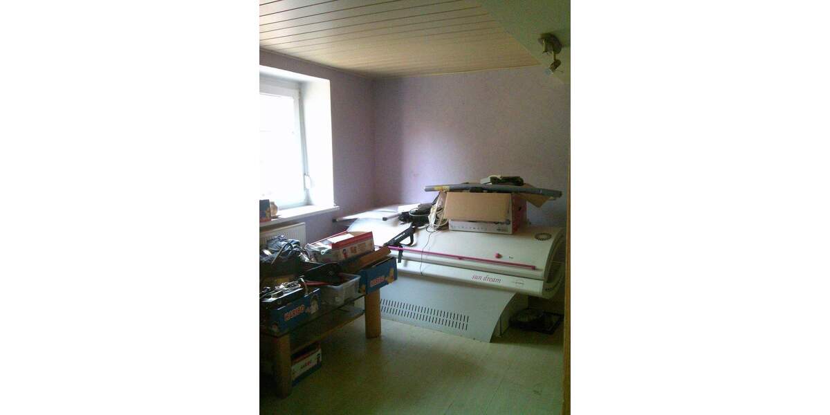 Doppelhaushälfte Quierschied Göttelborn - 6 Zimmer, 100 m&sup2;, 99.000&euro; | Angebot:26036727