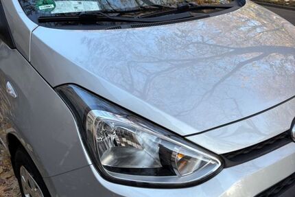 Hyundai i10 39.664 km 10.900 € Düsseldorf 40479