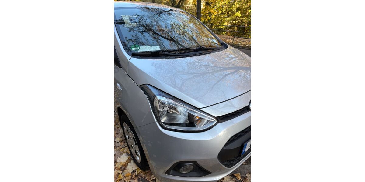 Hyundai i10 39.664 km 10.900 € Düsseldorf 40479