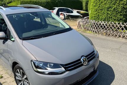 VW Sharan 158.727 km 17.800 &euro; Lüneburg 21337