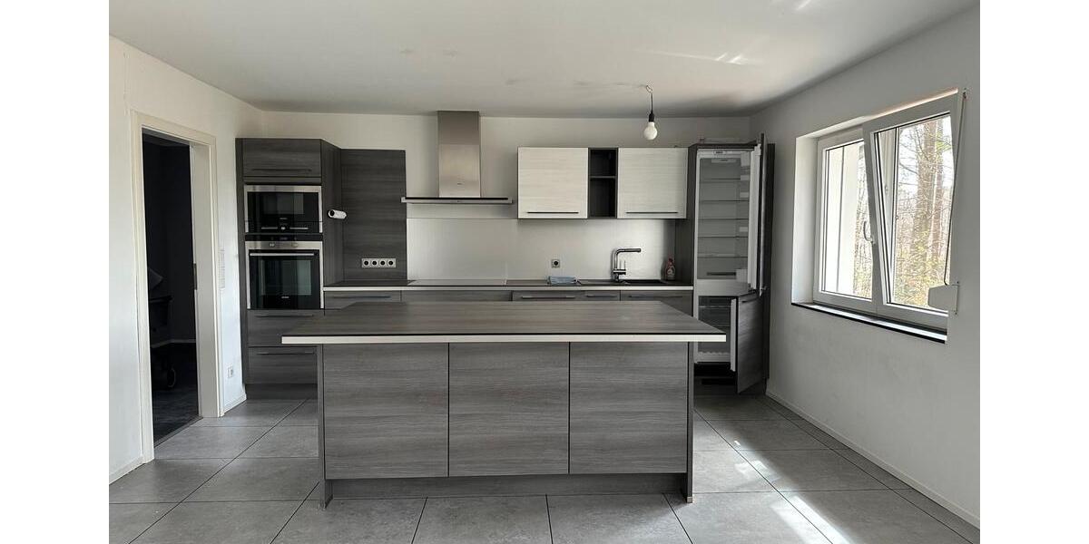 Bungalow Remscheid Remscheid-Süd - 3 Zimmer, 130 m&sup2;, 1.900&euro; | Angebot:26126579